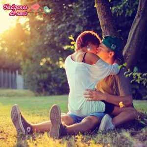 imagenes de parejas besandose 4
